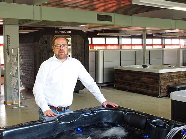 Saisonstart 2025 im Showroom vom Fachgeschäft DEJON Whirlpools