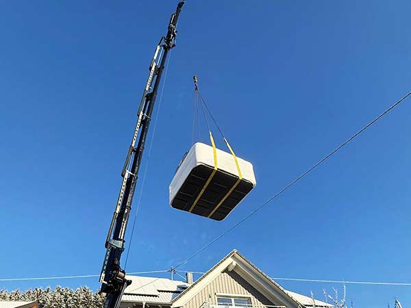 DEJON Whirlpools Auslieferung und direkte Inbetriebnahme in Frittlingen